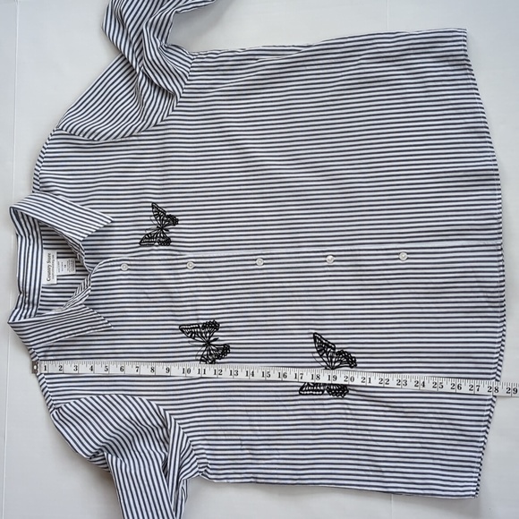 Country Store Striped Embroidered Butterfly Button Down Blouse 1X Gray White - Picture 15 of 16